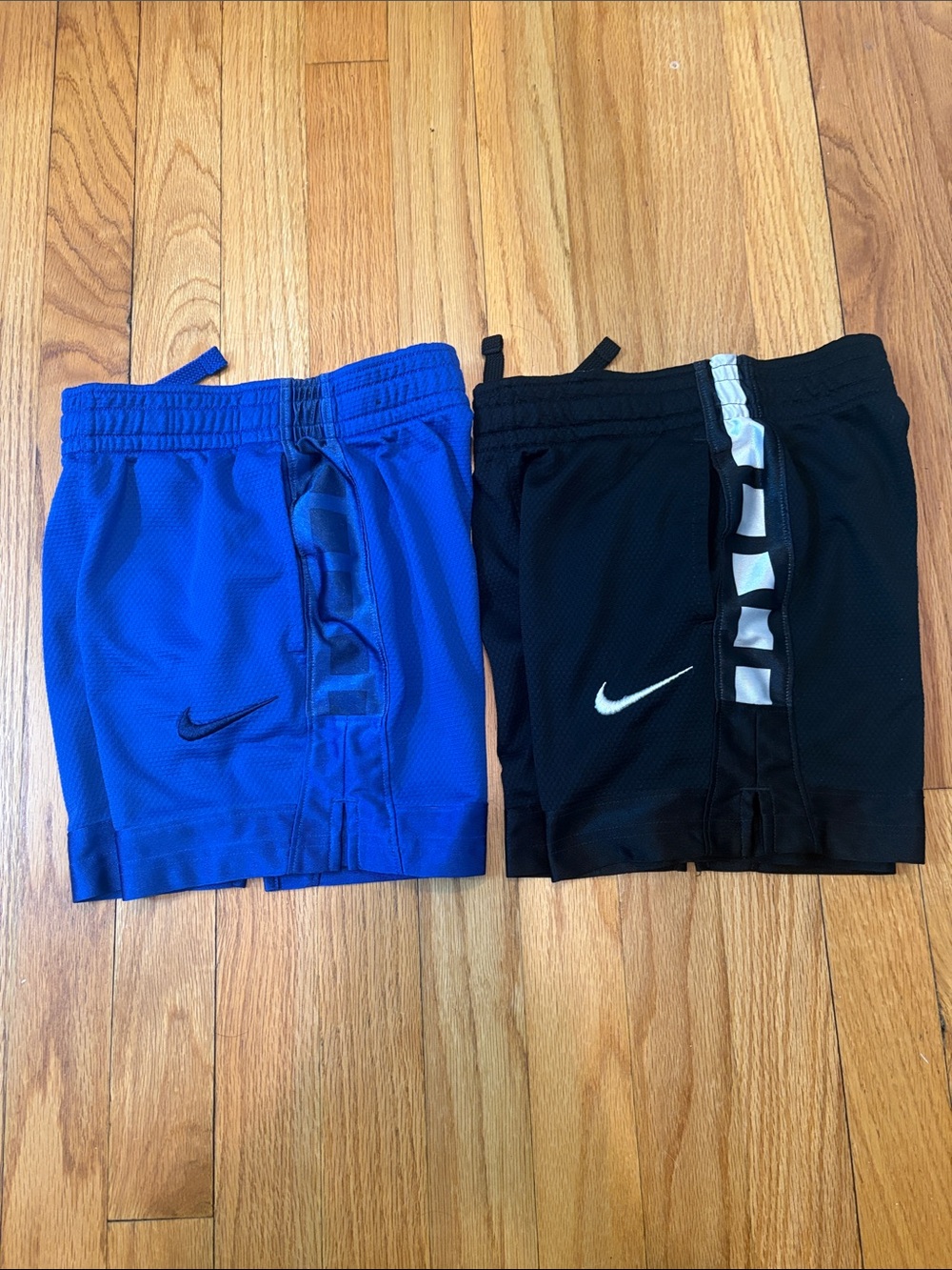✨ NIKE ✨ Boys Nike ELITE Basketball Shorts Blue And Black Bundle Size XS